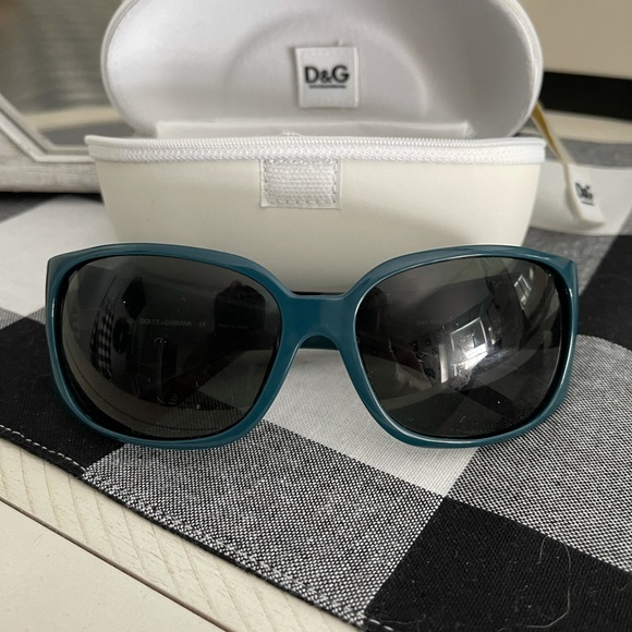 D&G sunglasses main image 4